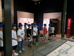 ４年生社会科見学２